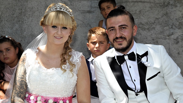 İngiliz geline Van’da düğün